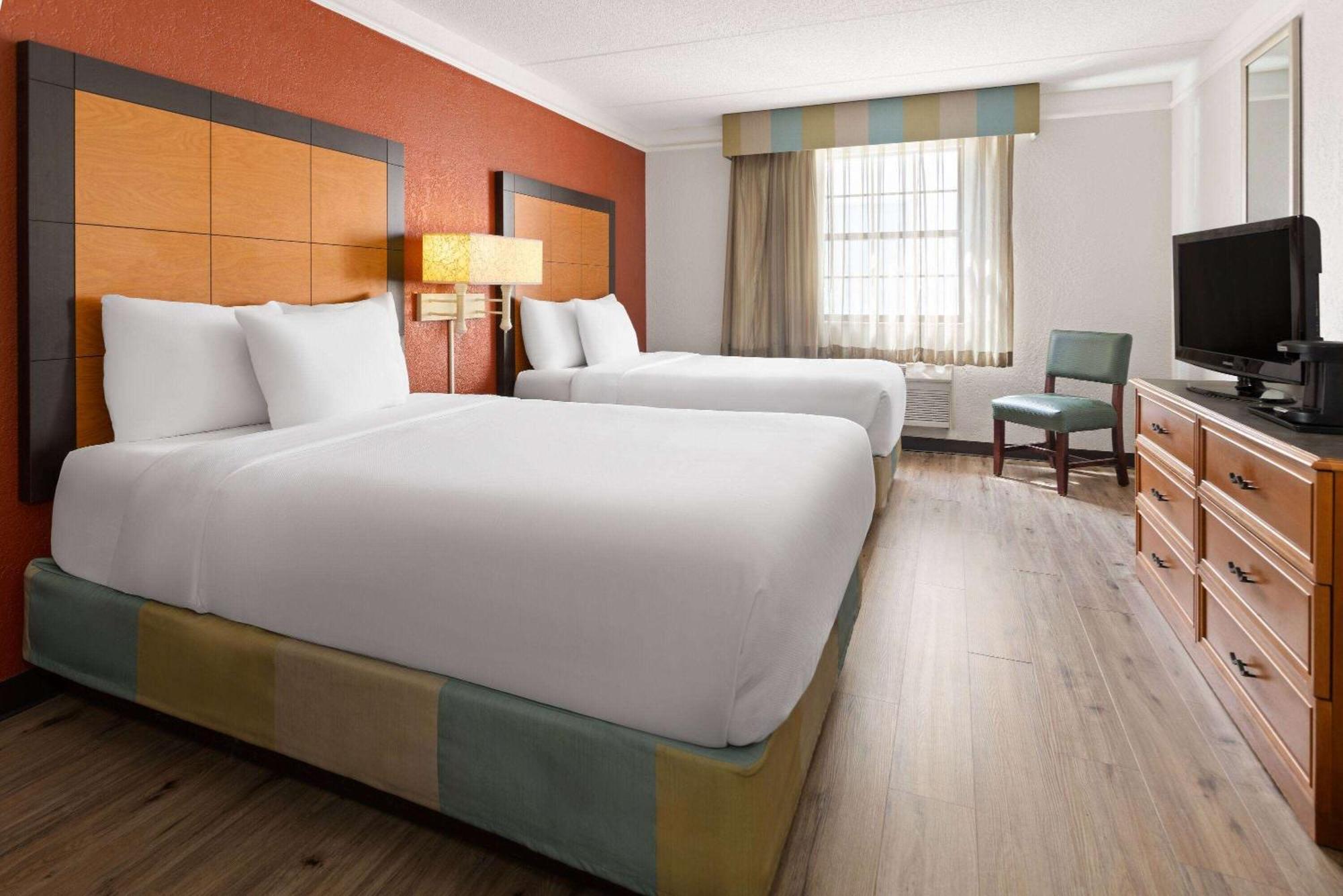 La Quinta By Wyndham Pittsburgh Airport Hotel Moon Township